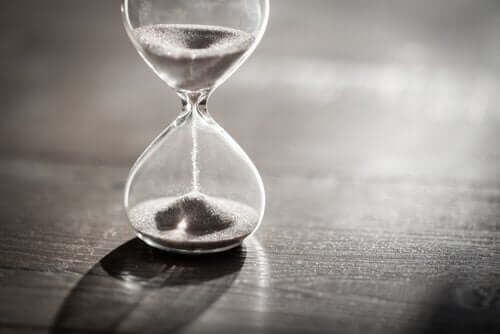 Et timeglass.