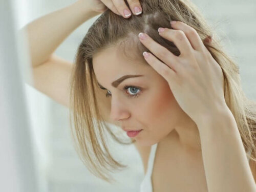 5 naturlige remedier for å lindre sensitiv hodebunn