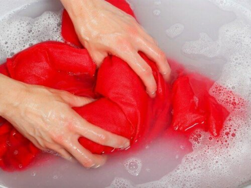 Eggeskall kan brukes til å bleke klær