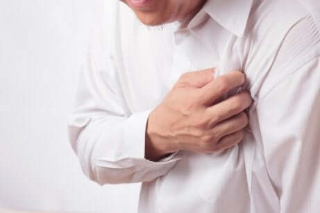 Hjerteinfarkt eller angina kan gi smerter i underarmene
