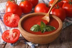 Hvorfor bør du spise hjemmelaget tomatsaus hver dag?