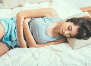 Naturlige midler for å regulere menstruasjonssyklusen din
