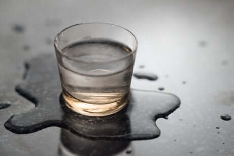 Fluor er et av elementene som tilsettes drikkevann for å opprettholde renheten