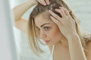 6 ting som kan forårsake sår hodebunn