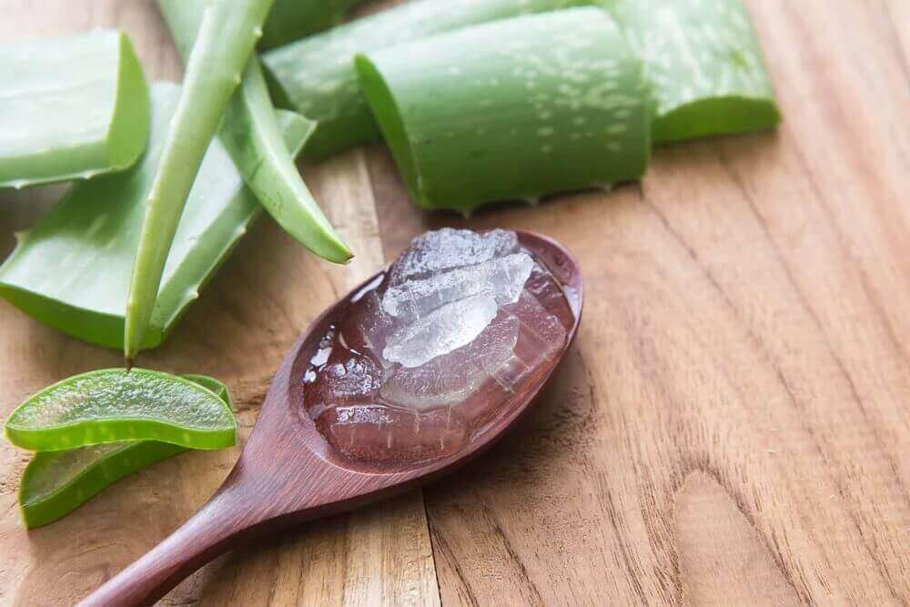 Aloe og mynteolje for å lindre akillessenebetennelse