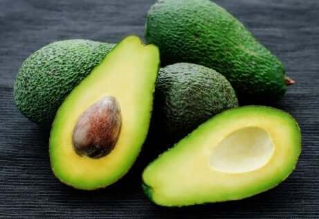 De beste tropiske fruktene: Avokado