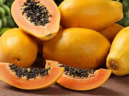 papaya er en av de sunneste tropiske fruktene