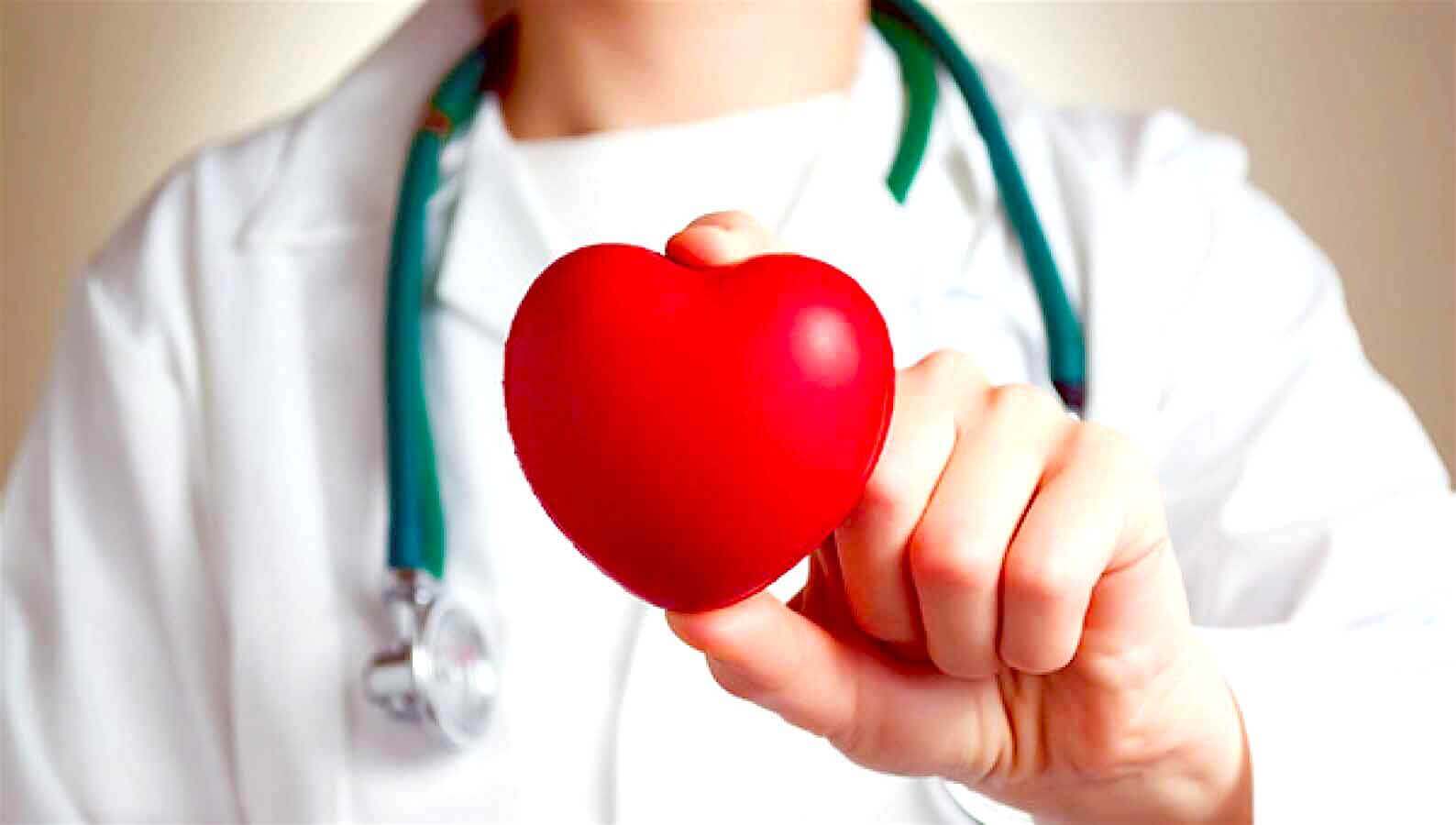 En av helsefordelene med hvitløk er at det er bra for hjertet ditt