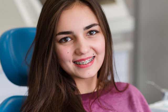 jente med regulering