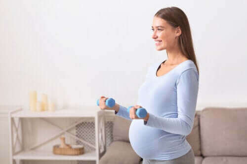 Trening mens du er gravid: Er det trygt?