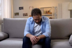 Hva er tegnene på en midtlivskrise?