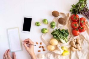 Noom-dietten: Fordeler, ulemper og anbefalte matvarer