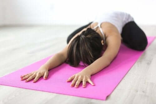 Yogaøvelser for skoliose