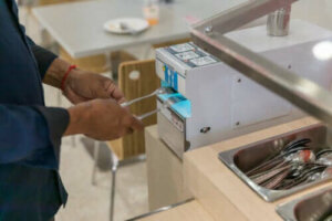 Hvordan sterilisere kjøkkenutstyr