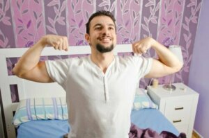 16 grunner til å stå opp tidlig og tips til hvordan du gjør det