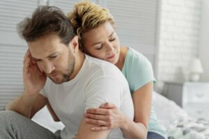 Hvordan kan jeg komme over partnerens fortid?