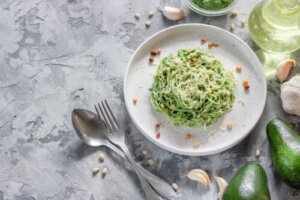 Pasta med avokadosaus: En deilig oppskrift