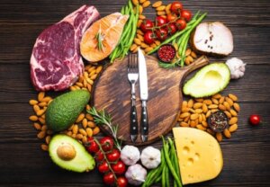 Den late keto-dietten: Hva er det og hva er dens risikoer?