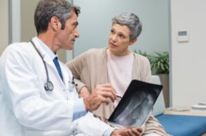 Er strontiumtilskudd nyttige for osteoporose?