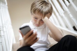 5 tips for å beskytte deg selv mot mobbing på nettet
