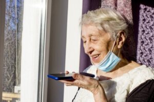 Er det bra å bruke stemmeassistenter for helsen?