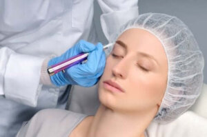 Microblading av øyenbrynene: Før og etter