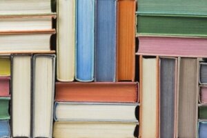 Tsundoku: Trenden med å dekorere med bøker