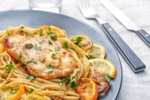 Hvordan tilberede kylling piccata