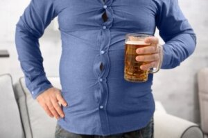 Hvordan påvirker alkohol fordøyelsessykdommer?