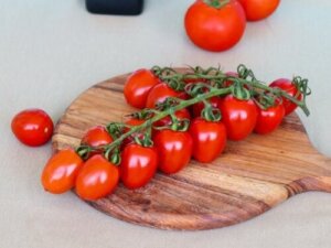 Cherrytomat: Næringsstoffer, fordeler og bruksområder