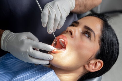 Syreetsing: Hva er denne tannprosedyren?