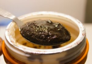 Chyawanprash: Ernæringsverdien og bruken av indisk syltetøy