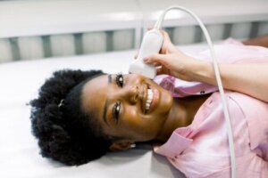 Injeksjon av ultralydveiledede fyllstoffer: bruksområder og fordeler