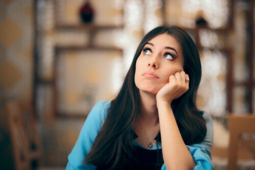 Voksne som aldri har hatt en partner: Er dette normalt?