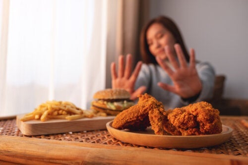 4 tips for å unngå effektene av frityrstekt mat i kostholdet ditt