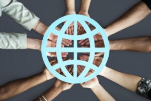 Sosial globalisering: kjennetegn, fordeler og ulemper