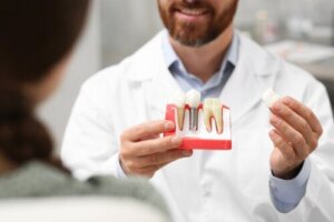 Rehabilitering av tannsettet: Hva består denne behandlingen av?