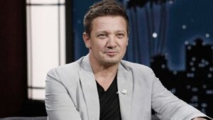Dette er Jeremy Renners alvorlige skader etter snøbrøyteulykken hans