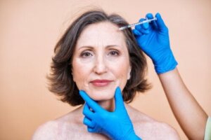 Hudfyllstoffer: fordeler, risikoer og komplikasjoner