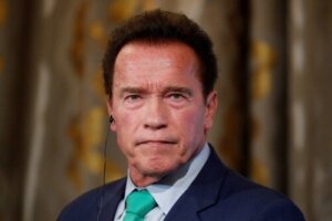 En enkel guide til å bygge muskler som Arnold Schwarzenegger