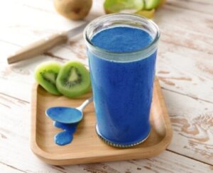 Blå spirulina: opprinnelse, bruk og egenskaper