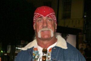Hulk Hogan ''kan ikke føle bena sine'': Hva skjedde med WWE-legenden?