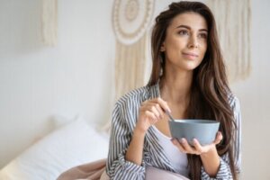 Havregryn under amming: Fordeler og hvordan du tilbereder det