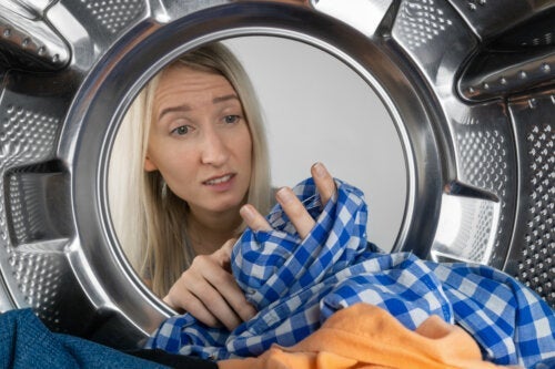Hva du skal gjøre når en vaskemaskin ikke sentrifugerer