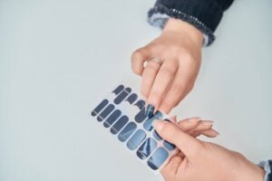 6 tips for en manikyr med klistremerker