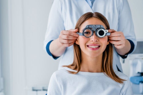 American Optometric Association anbefaler øyeundersøkelser hvert år