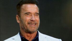 50 kjente sitater av Arnold Schwarzenegger for å inspirere treningen din