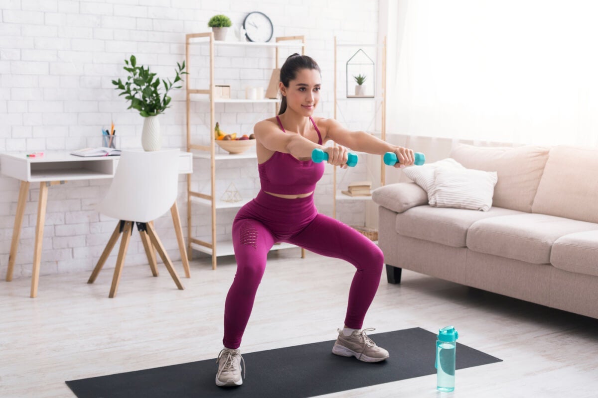 13 øvelser med manualer for å styrke magen