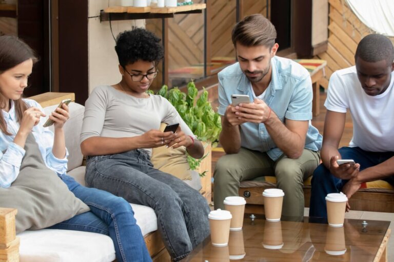 De 7 vanligste moderne avhengighetene i samfunnet vårt