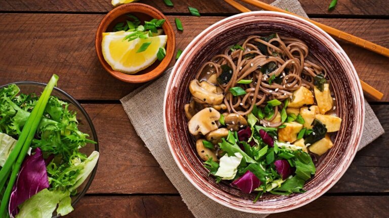 Okinawa-kostholdet: Hvorfor kan den fremme et lengre liv?